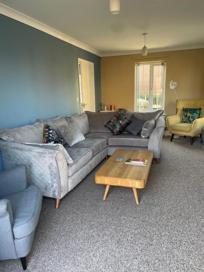 Stunning Large Detached Gloucester, 4 Beds, 3 Bedroom, 2 Bathroom Property, Nr Chelt, The Docks And Quays Sleeps 6 외부 사진