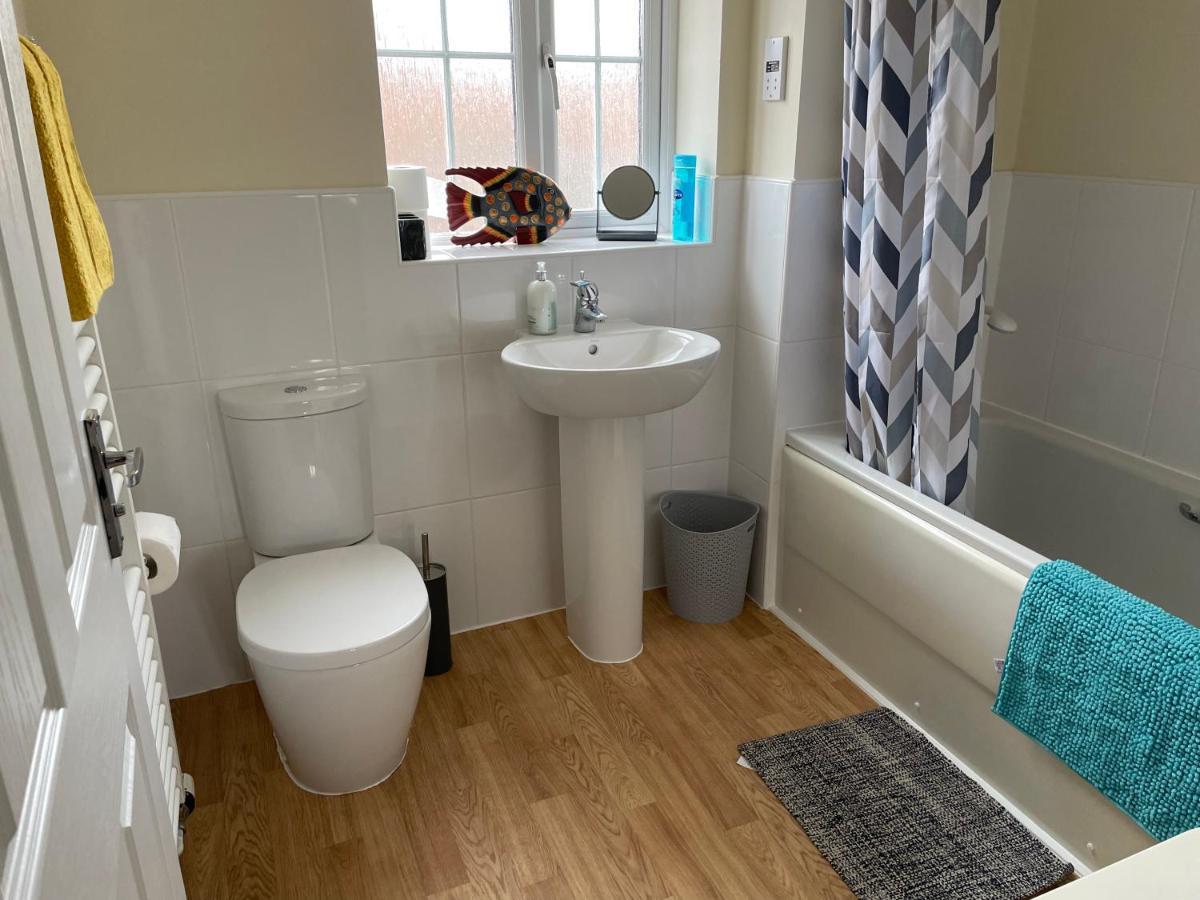 Stunning Large Detached Gloucester, 4 Beds, 3 Bedroom, 2 Bathroom Property, Nr Chelt, The Docks And Quays Sleeps 6 외부 사진