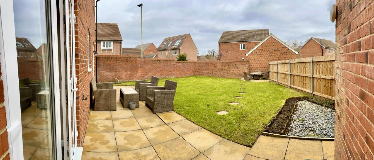 Stunning Large Detached Gloucester, 4 Beds, 3 Bedroom, 2 Bathroom Property, Nr Chelt, The Docks And Quays Sleeps 6 외부 사진
