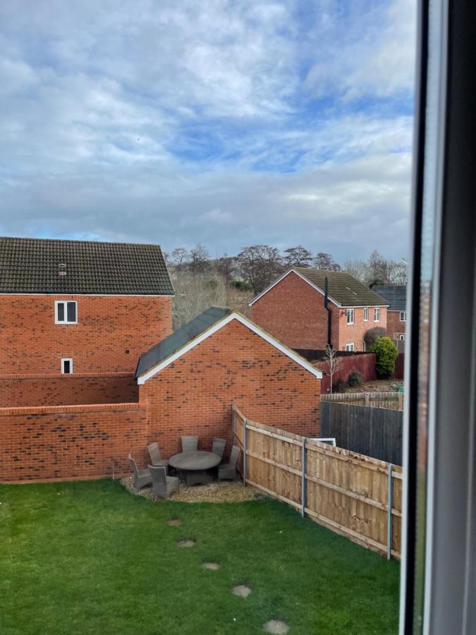 Stunning Large Detached Gloucester, 4 Beds, 3 Bedroom, 2 Bathroom Property, Nr Chelt, The Docks And Quays Sleeps 6 외부 사진