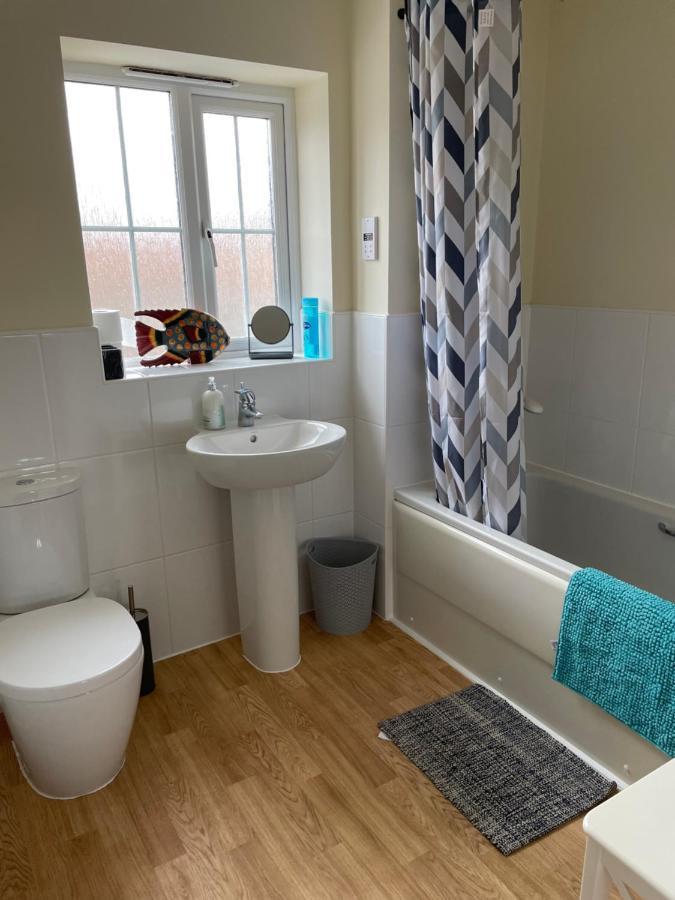 Stunning Large Detached Gloucester, 4 Beds, 3 Bedroom, 2 Bathroom Property, Nr Chelt, The Docks And Quays Sleeps 6 외부 사진